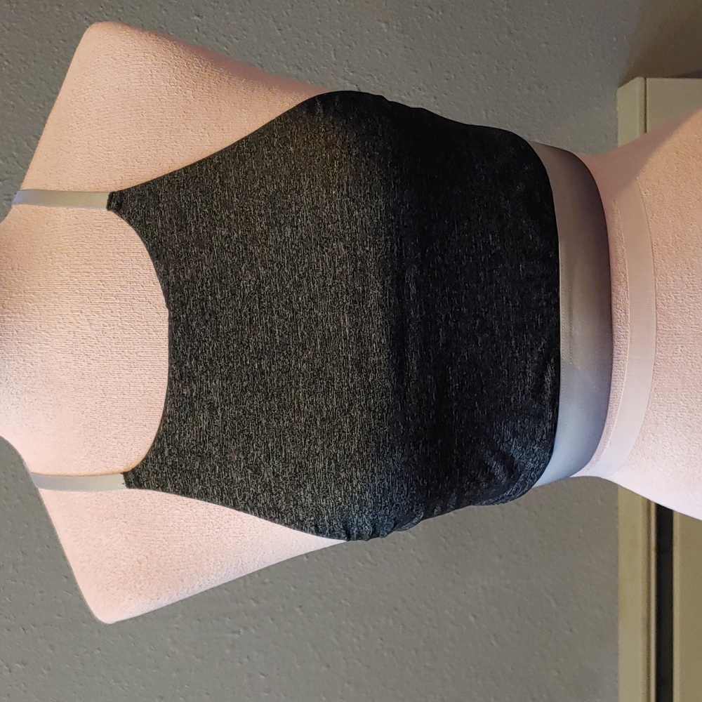 Victoria Secret Sports Bra Size M
